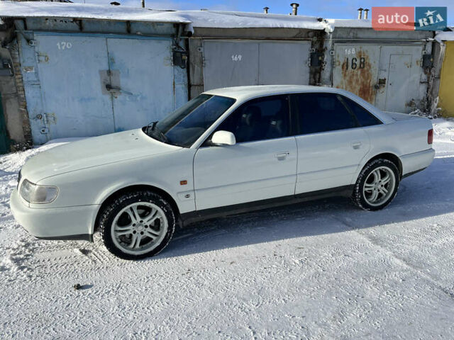 Белый Ауди А6, объемом двигателя 2.6 л и пробегом 439 тыс. км за 2900 $, фото 2 на Automoto.ua