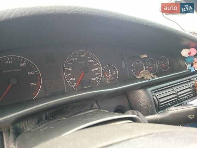 Белый Ауди А6, объемом двигателя 2.6 л и пробегом 452 тыс. км за 2700 $, фото 14 на Automoto.ua