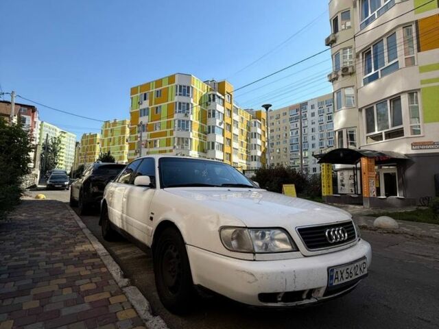 Белый Ауди А6, объемом двигателя 2.6 л и пробегом 426 тыс. км за 0 $, фото 7 на Automoto.ua