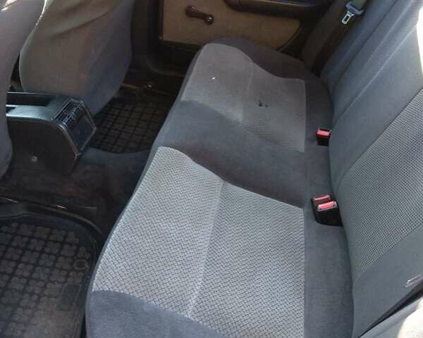 Білий Ауді А6, об'ємом двигуна 1.98 л та пробігом 350 тис. км за 3500 $, фото 4 на Automoto.ua