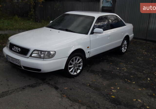 Білий Ауді А6, об'ємом двигуна 2.6 л та пробігом 290 тис. км за 2777 $, фото 2 на Automoto.ua