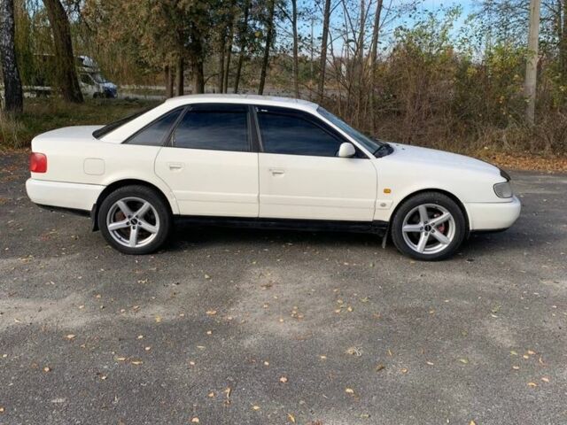 Білий Ауді А6, об'ємом двигуна 2.5 л та пробігом 370 тис. км за 2850 $, фото 1 на Automoto.ua