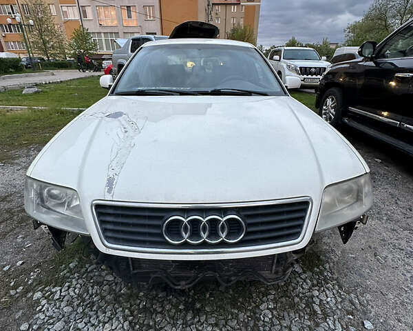 Белый Ауди А6, объемом двигателя 2.4 л и пробегом 205 тыс. км за 2648 $, фото 1 на Automoto.ua