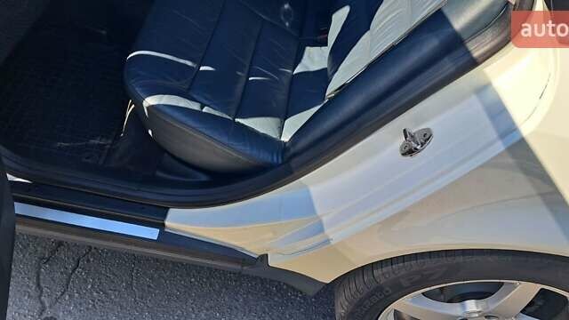 Белый Ауди А6, объемом двигателя 1.8 л и пробегом 360 тыс. км за 5500 $, фото 12 на Automoto.ua