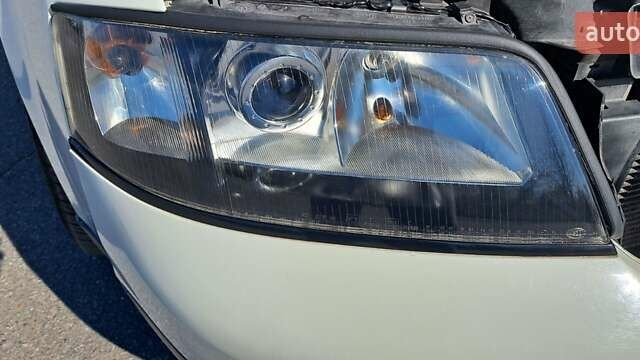 Белый Ауди А6, объемом двигателя 1.8 л и пробегом 360 тыс. км за 5500 $, фото 15 на Automoto.ua