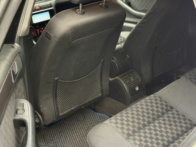 Белый Ауди А6, объемом двигателя 1.9 л и пробегом 300 тыс. км за 2150 $, фото 13 на Automoto.ua