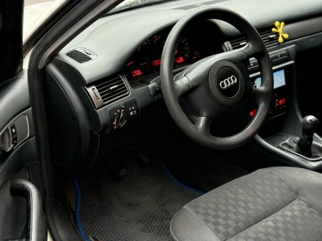 Белый Ауди А6, объемом двигателя 1.9 л и пробегом 300 тыс. км за 2150 $, фото 11 на Automoto.ua