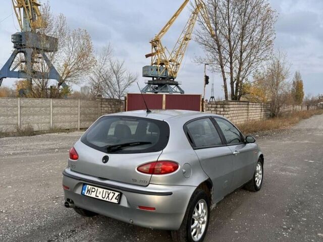 Белый Ауди А6, объемом двигателя 1.9 л и пробегом 235 тыс. км за 1450 $, фото 2 на Automoto.ua