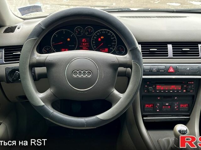 Белый Ауди А6, объемом двигателя 1.9 л и пробегом 377 тыс. км за 3500 $, фото 11 на Automoto.ua