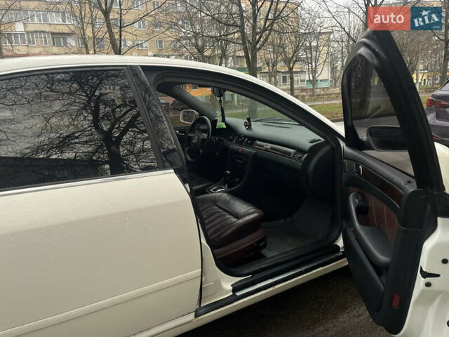 Белый Ауди А6, объемом двигателя 2.8 л и пробегом 378 тыс. км за 2250 $, фото 14 на Automoto.ua