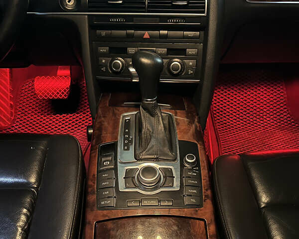 Белый Ауди А6, объемом двигателя 3.2 л и пробегом 193 тыс. км за 8200 $, фото 13 на Automoto.ua