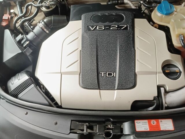 Белый Ауди А6, объемом двигателя 0 л и пробегом 320 тыс. км за 9950 $, фото 5 на Automoto.ua