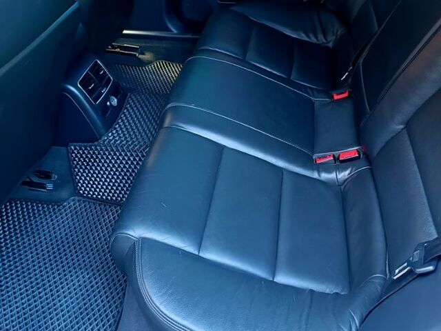 Белый Ауди А6, объемом двигателя 2.7 л и пробегом 32000 тыс. км за 9850 $, фото 6 на Automoto.ua