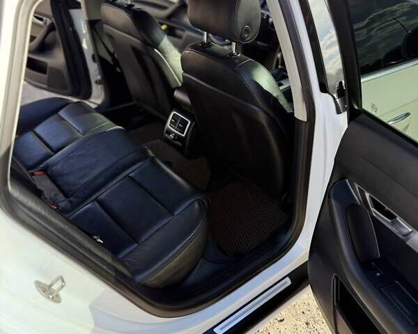 Білий Ауді А6, об'ємом двигуна 2 л та пробігом 211 тис. км за 11700 $, фото 7 на Automoto.ua