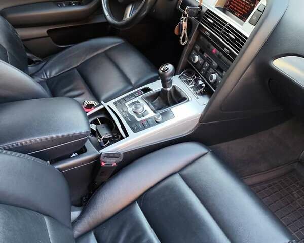 Белый Ауди А6, объемом двигателя 2 л и пробегом 251 тыс. км за 11500 $, фото 11 на Automoto.ua