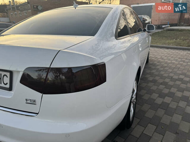 Белый Ауди А6, объемом двигателя 3.12 л и пробегом 265 тыс. км за 7500 $, фото 12 на Automoto.ua