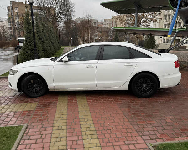 Белый Ауди А6, объемом двигателя 3 л и пробегом 305 тыс. км за 9600 $, фото 1 на Automoto.ua