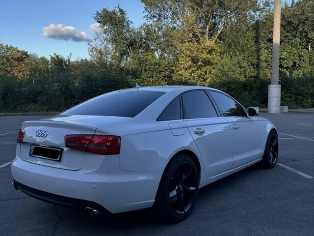 Білий Ауді А6, об'ємом двигуна 0 л та пробігом 255 тис. км за 12799 $, фото 3 на Automoto.ua