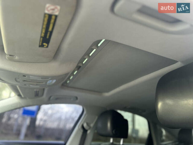 Белый Ауди А6, объемом двигателя 3 л и пробегом 270 тыс. км за 9999 $, фото 12 на Automoto.ua