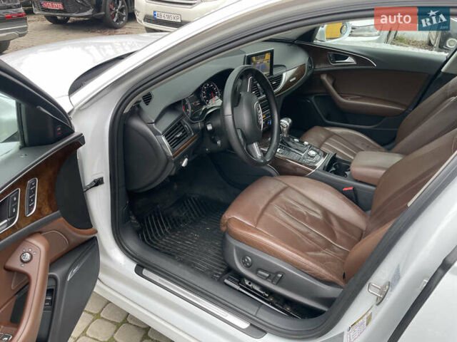 Білий Ауді А6, об'ємом двигуна 3 л та пробігом 272 тис. км за 12300 $, фото 4 на Automoto.ua