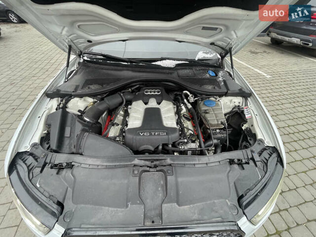 Білий Ауді А6, об'ємом двигуна 3 л та пробігом 272 тис. км за 12300 $, фото 13 на Automoto.ua