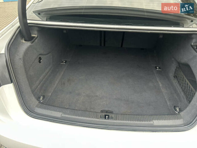 Белый Ауди А6, объемом двигателя 3 л и пробегом 270 тыс. км за 9999 $, фото 11 на Automoto.ua