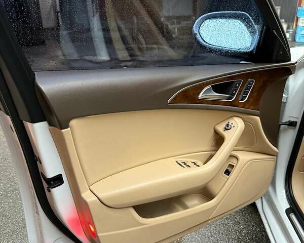 Білий Ауді А6, об'ємом двигуна 3 л та пробігом 214 тис. км за 13500 $, фото 12 на Automoto.ua