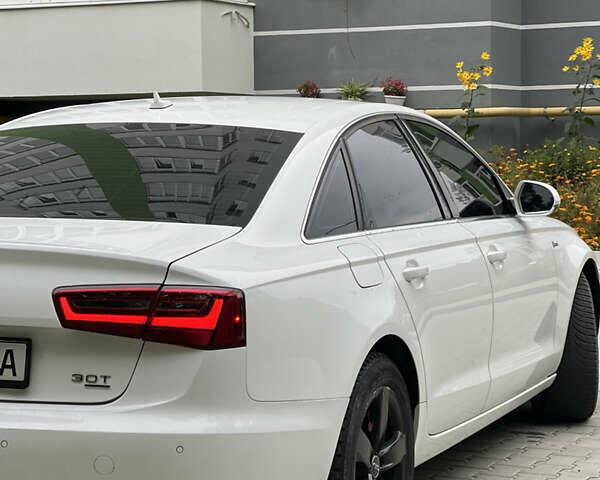 Білий Ауді А6, об'ємом двигуна 3 л та пробігом 302 тис. км за 10300 $, фото 10 на Automoto.ua
