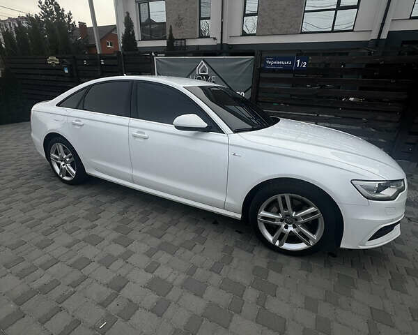 Белый Ауди А6, объемом двигателя 3 л и пробегом 120 тыс. км за 19000 $, фото 1 на Automoto.ua