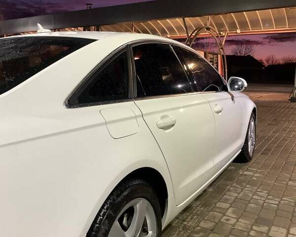 Білий Ауді А6, об'ємом двигуна 1.98 л та пробігом 258 тис. км за 13900 $, фото 18 на Automoto.ua
