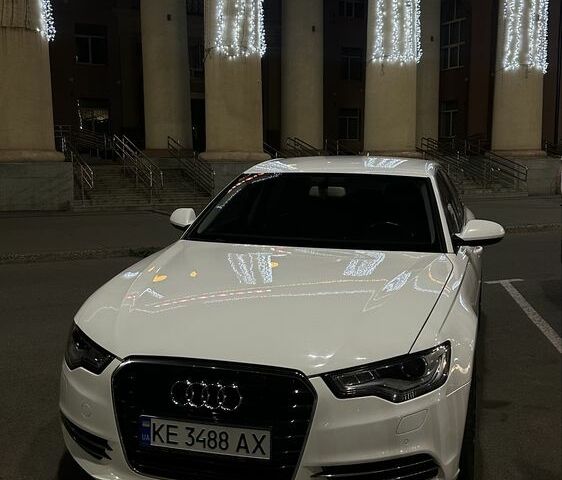 Белый Ауди А6, объемом двигателя 2 л и пробегом 240 тыс. км за 15900 $, фото 2 на Automoto.ua