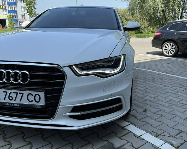 Белый Ауди А6, объемом двигателя 2.77 л и пробегом 193 тыс. км за 11900 $, фото 9 на Automoto.ua