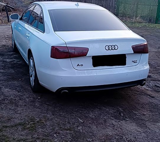 Білий Ауді А6, об'ємом двигуна 30 л та пробігом 203 тис. км за 13999 $, фото 3 на Automoto.ua