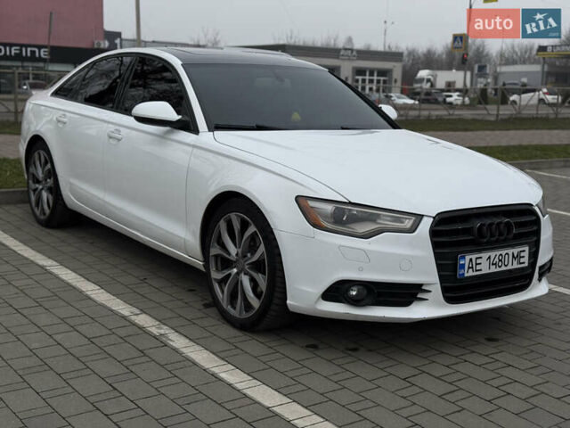 Белый Ауди А6, объемом двигателя 2 л и пробегом 193 тыс. км за 10999 $, фото 1 на Automoto.ua