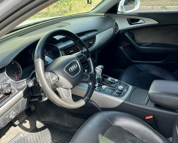 Білий Ауді А6, об'ємом двигуна 2 л та пробігом 276 тис. км за 14000 $, фото 61 на Automoto.ua