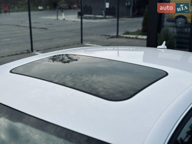 Білий Ауді А6, об'ємом двигуна 1.98 л та пробігом 270 тис. км за 12999 $, фото 12 на Automoto.ua