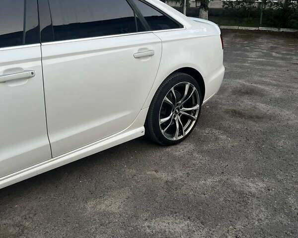 Белый Ауди А6, объемом двигателя 3 л и пробегом 130 тыс. км за 17000 $, фото 12 на Automoto.ua