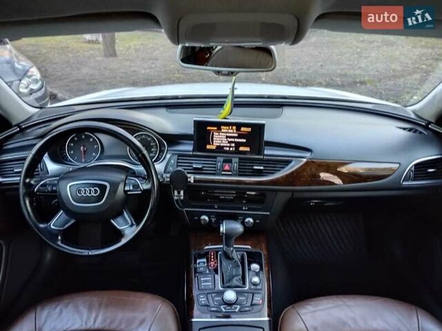 Білий Ауді А6, об'ємом двигуна 1.98 л та пробігом 186 тис. км за 12000 $, фото 8 на Automoto.ua