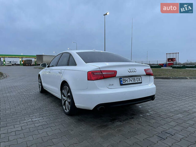 Белый Ауди А6, объемом двигателя 1.98 л и пробегом 207 тыс. км за 15500 $, фото 4 на Automoto.ua
