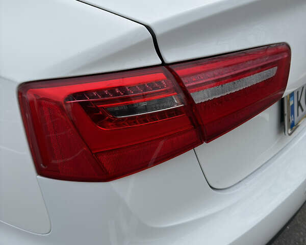 Белый Ауди А6, объемом двигателя 1.97 л и пробегом 240 тыс. км за 14000 $, фото 16 на Automoto.ua