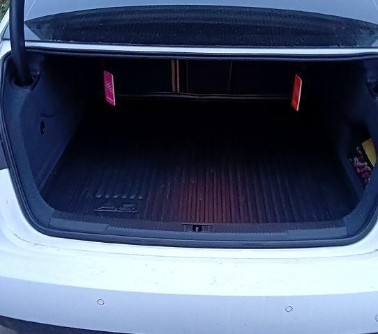 Білий Ауді А6, об'ємом двигуна 3 л та пробігом 203 тис. км за 11800 $, фото 2 на Automoto.ua