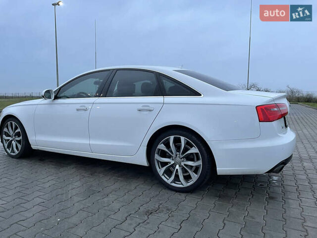 Белый Ауди А6, объемом двигателя 1.98 л и пробегом 207 тыс. км за 15500 $, фото 5 на Automoto.ua