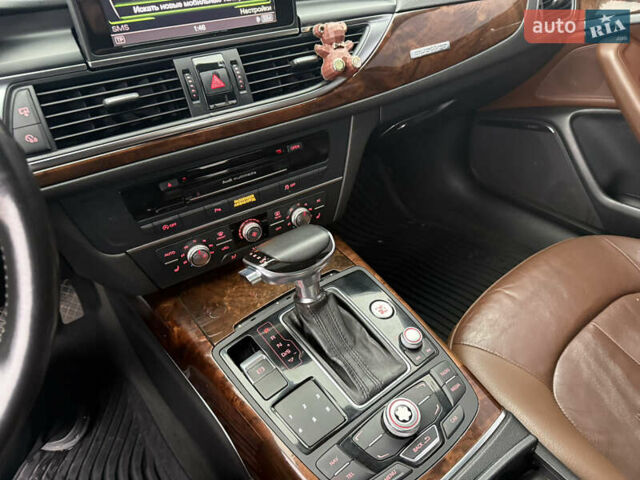 Белый Ауди А6, объемом двигателя 3 л и пробегом 420 тыс. км за 10999 $, фото 19 на Automoto.ua