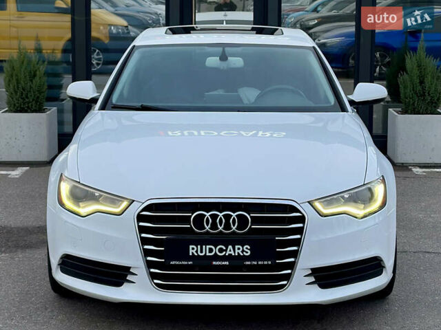 Білий Ауді А6, об'ємом двигуна 1.98 л та пробігом 270 тис. км за 12999 $, фото 1 на Automoto.ua