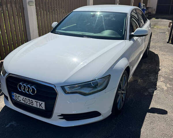 Білий Ауді А6, об'ємом двигуна 1.97 л та пробігом 250 тис. км за 14200 $, фото 4 на Automoto.ua