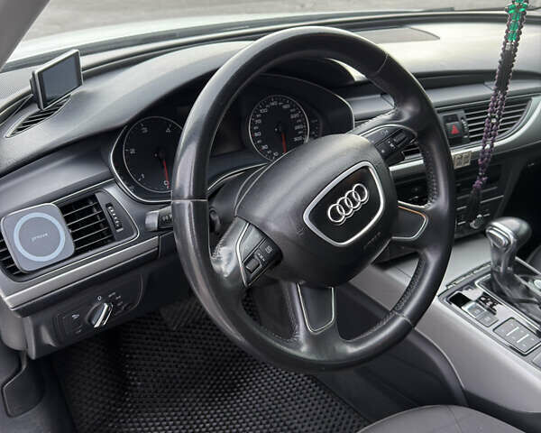 Белый Ауди А6, объемом двигателя 1.97 л и пробегом 240 тыс. км за 14000 $, фото 30 на Automoto.ua