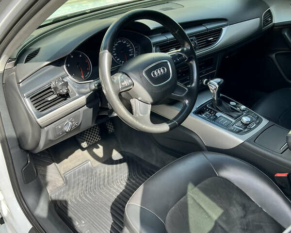 Білий Ауді А6, об'ємом двигуна 2 л та пробігом 276 тис. км за 14000 $, фото 65 на Automoto.ua