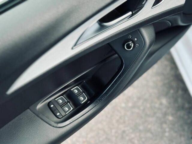 Белый Ауди А6, объемом двигателя 2 л и пробегом 270 тыс. км за 12999 $, фото 21 на Automoto.ua