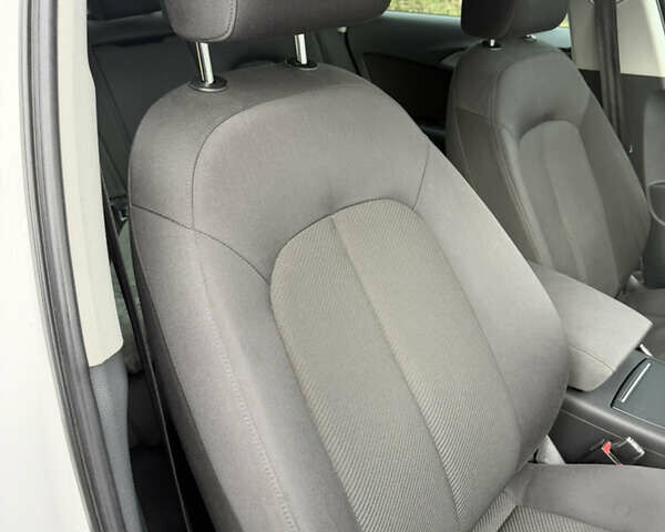 Белый Ауди А6, объемом двигателя 1.97 л и пробегом 240 тыс. км за 14000 $, фото 56 на Automoto.ua