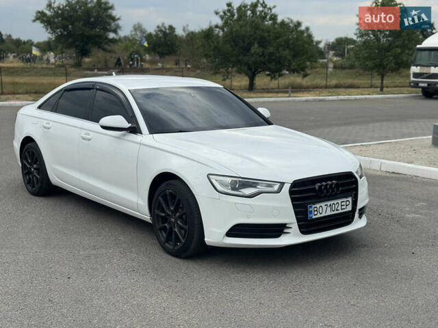 Білий Ауді А6, об'ємом двигуна 2 л та пробігом 212 тис. км за 13599 $, фото 12 на Automoto.ua